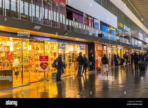 Rome's Train Station Shops Are Some Of The Best In Rome